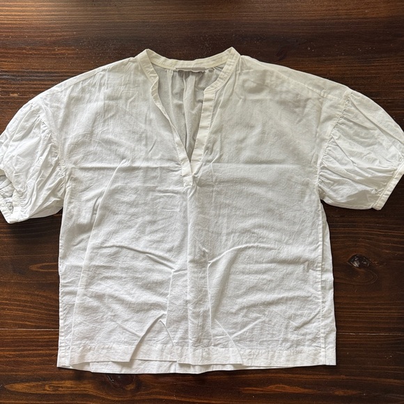Everlane White Blouse with Puff Sleeves and V-Neck - Picture 1 of 2